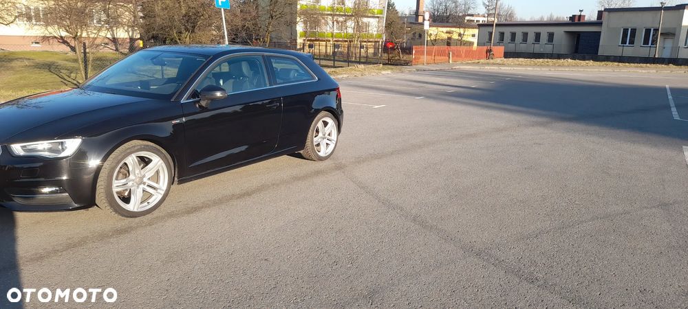 Audi A3 3-drzwiowe 1.4 TFSI S line Sportpaket - 21