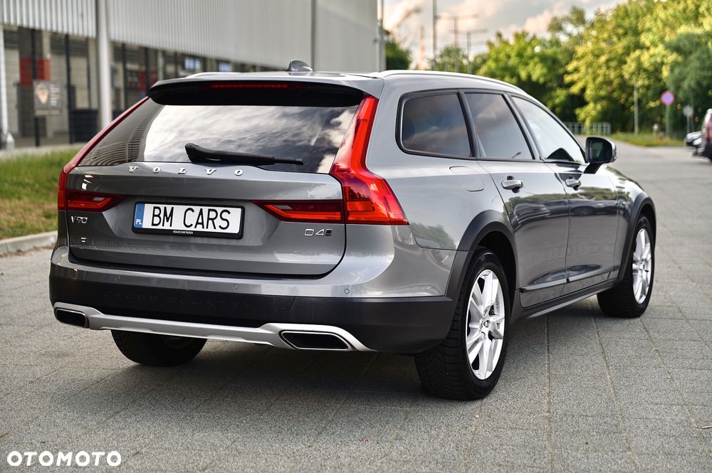 Volvo V90 Cross Country D4 AWD Geartronic - 12