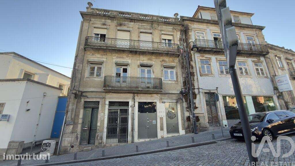 Prédio em Peso da Régua e Godim de 706 m2 - Grande imagem: 4/34