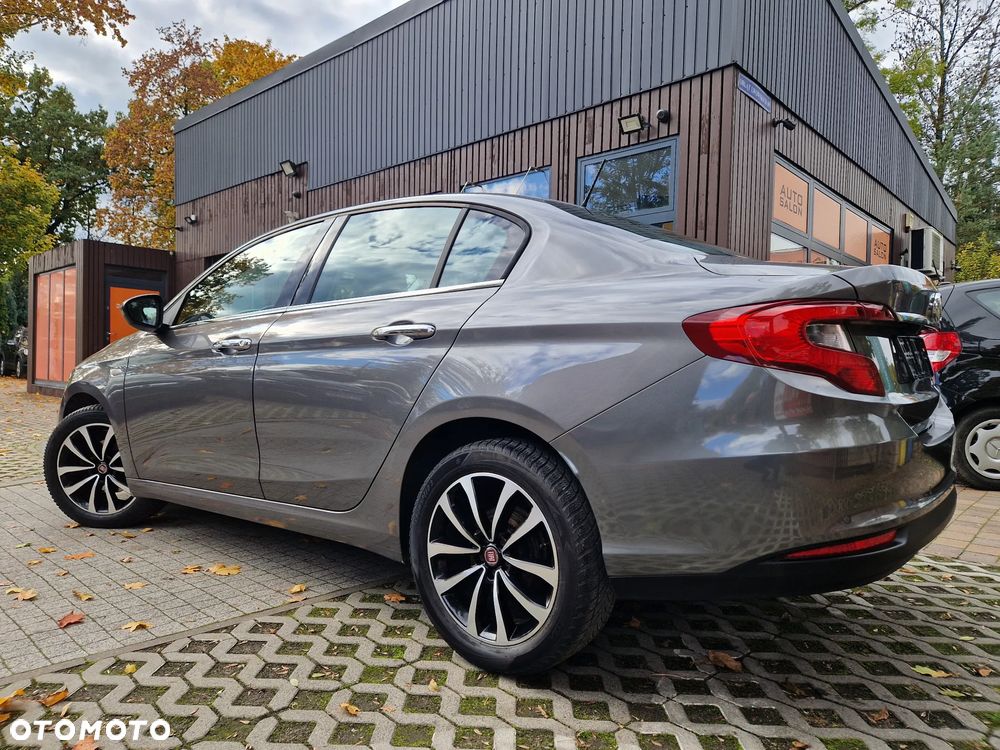 Fiat Tipo 1.4 16v Lounge EU6d - 4