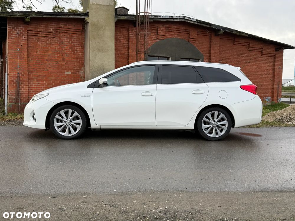 Toyota Auris 1.8 VVT-i Automatik Comfort - 2