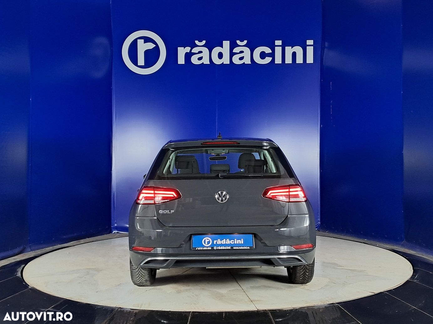 Volkswagen Golf - 4