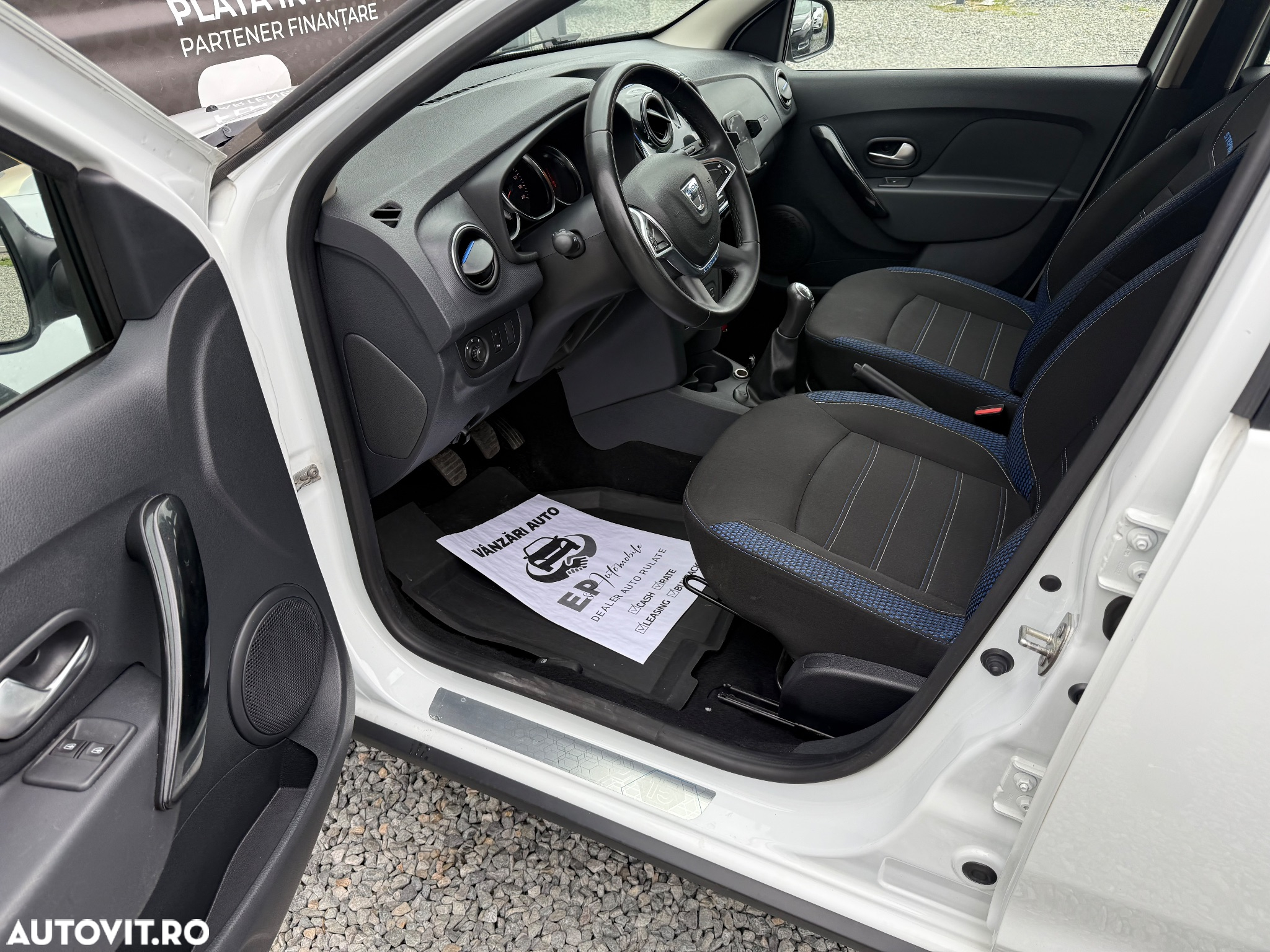 Dacia Sandero Stepway Blue dCi 95 Celebration - 19