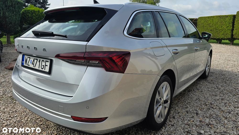 Skoda Octavia 2.0 TDI Ambition DSG - 8