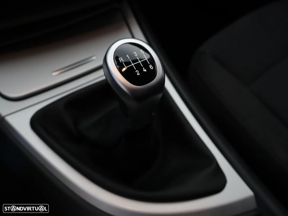 BMW 118 d - 21