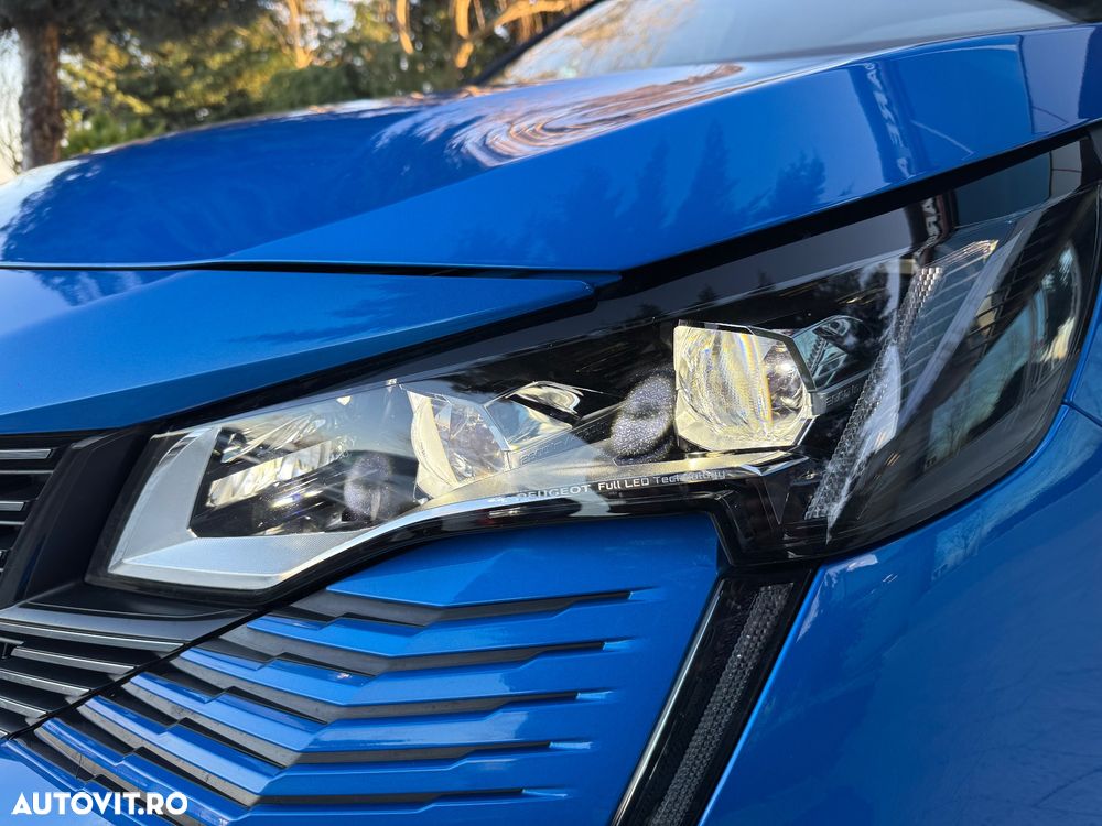 Peugeot 3008 Hybrid4 300 e-EAT8 GT Pack - 10