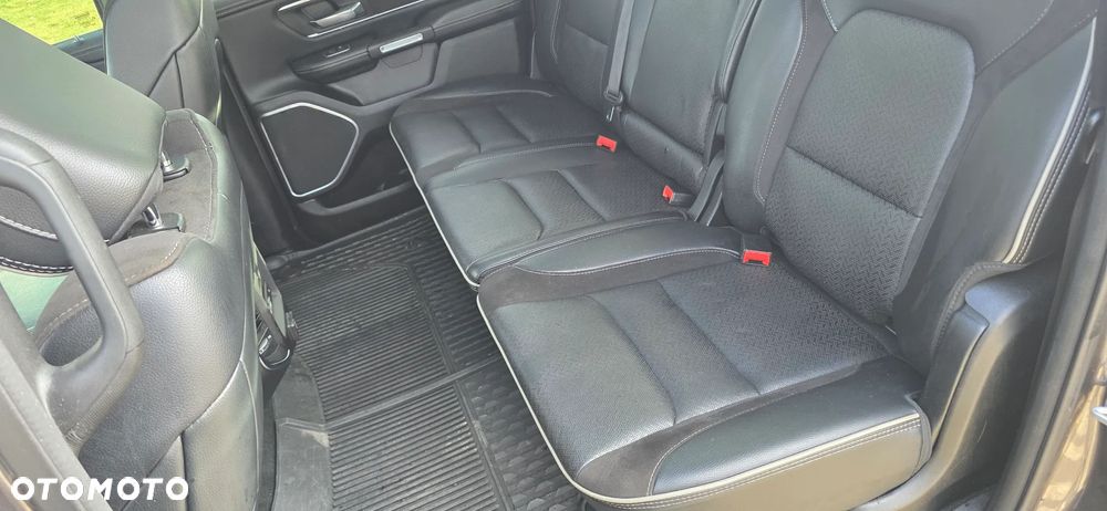 Dodge RAM 5.7 4x4 - 22