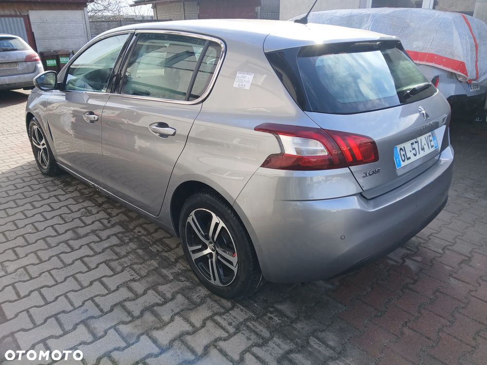 Peugeot 308 125 THP Allure - 5