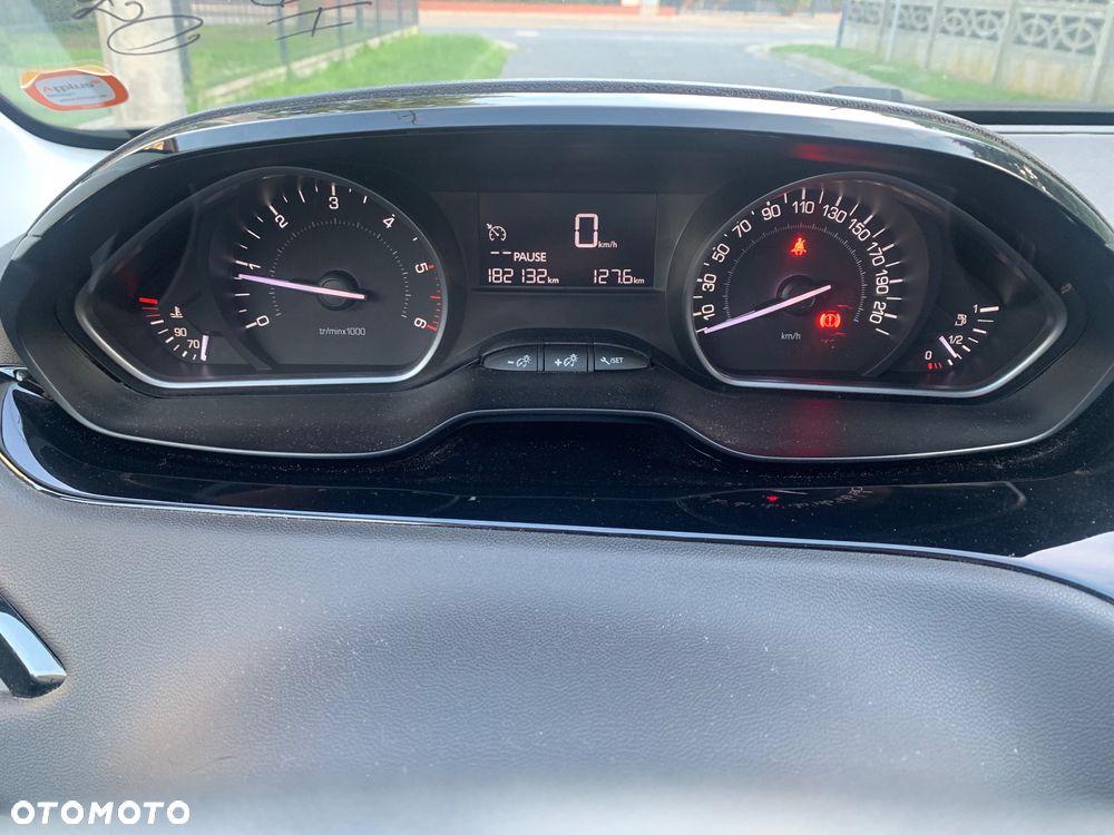 Peugeot 208 1.6 BlueHDi Active S&S - 21