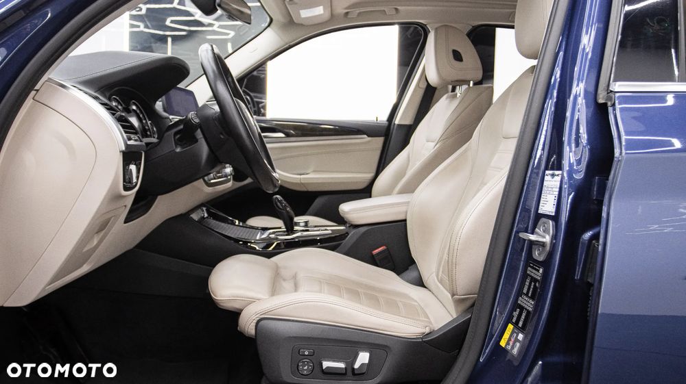 BMW X3 xDrive30e Luxury Line - 19
