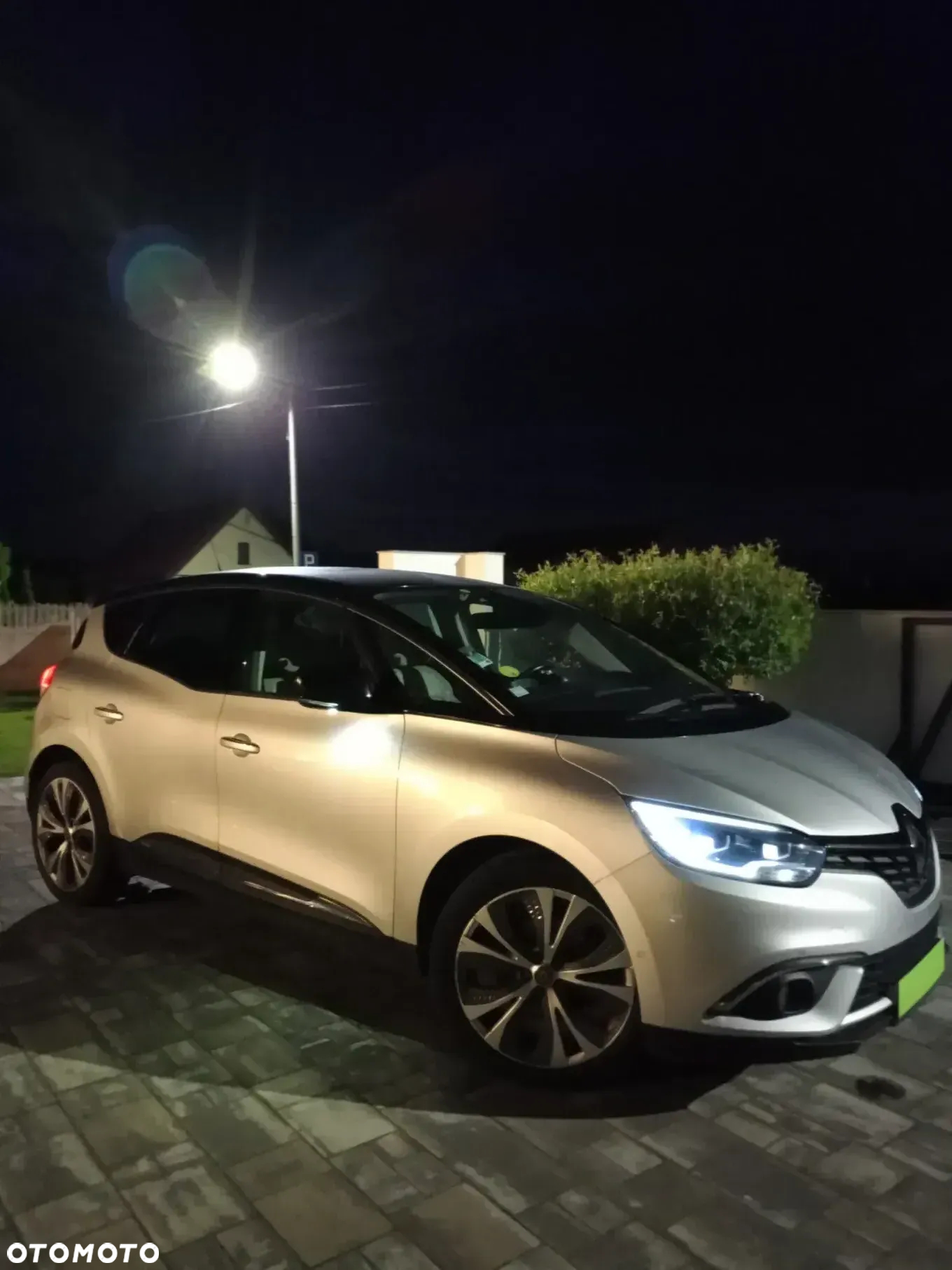 Renault Scenic 1.5 dCi Intens EDC - 7
