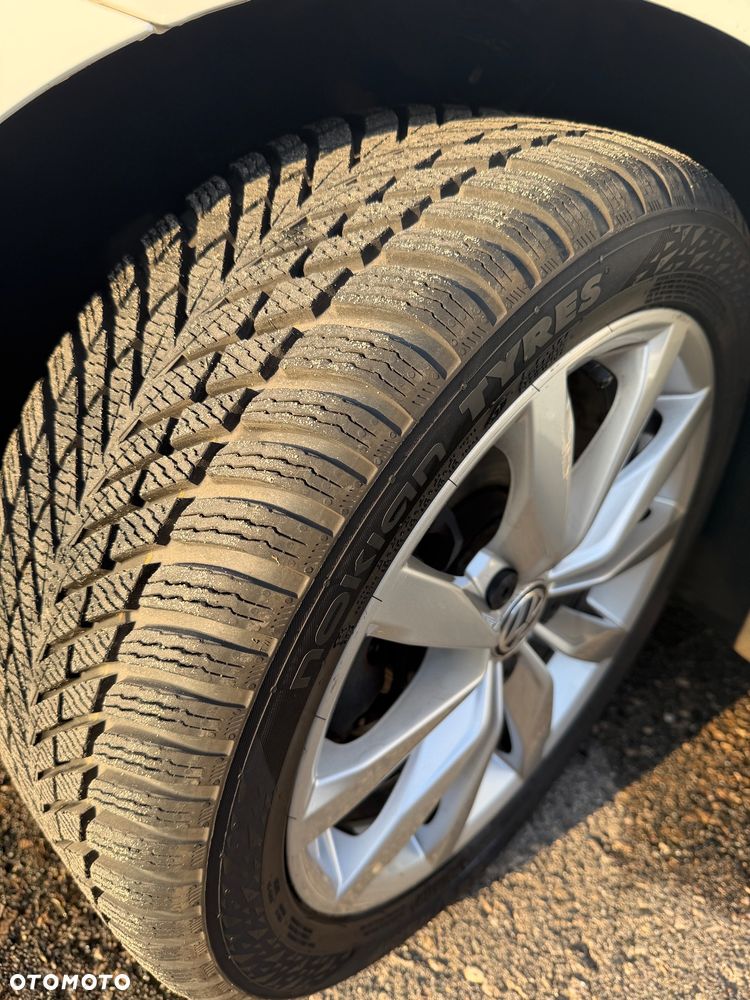 Volkswagen Golf 1.4 TSI BMT Highline - 28