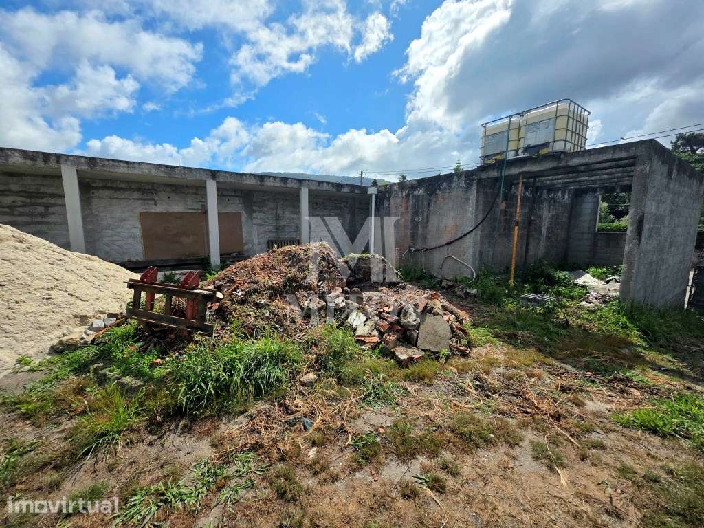 Moradia T4 inacabada para venda em Afife - Viana do Castelo - Grande imagem: 3/24