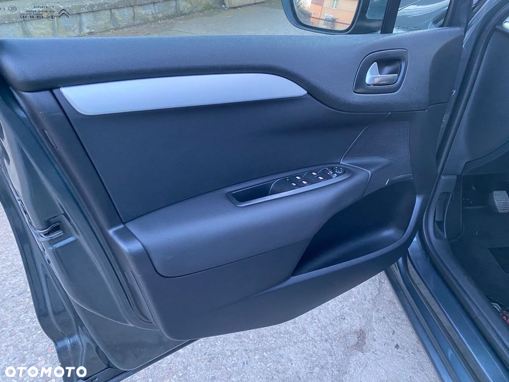 Citroën C4 VTi 95 Selection - 28