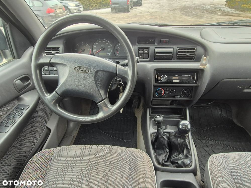 Ford Ranger - 3