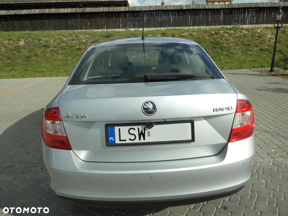 Skoda RAPID 1.6 TDI DPF Ambition - 4