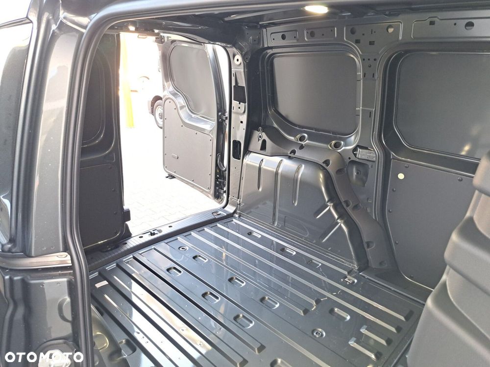 Volkswagen Caddy - 10
