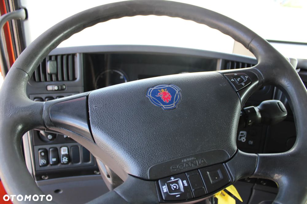 Scania P280 OPTICRUISE Automat ze sprzęgłem Niski przebieg tylko 256 000 km Blokada mostu Rama Beczka Asenizacyjna Hakowiec Wywrotka HDS - 9