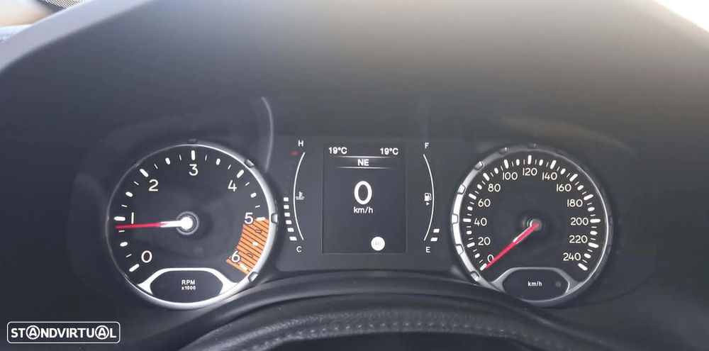 Jeep Renegade 1.6 MJD Longitude - 18
