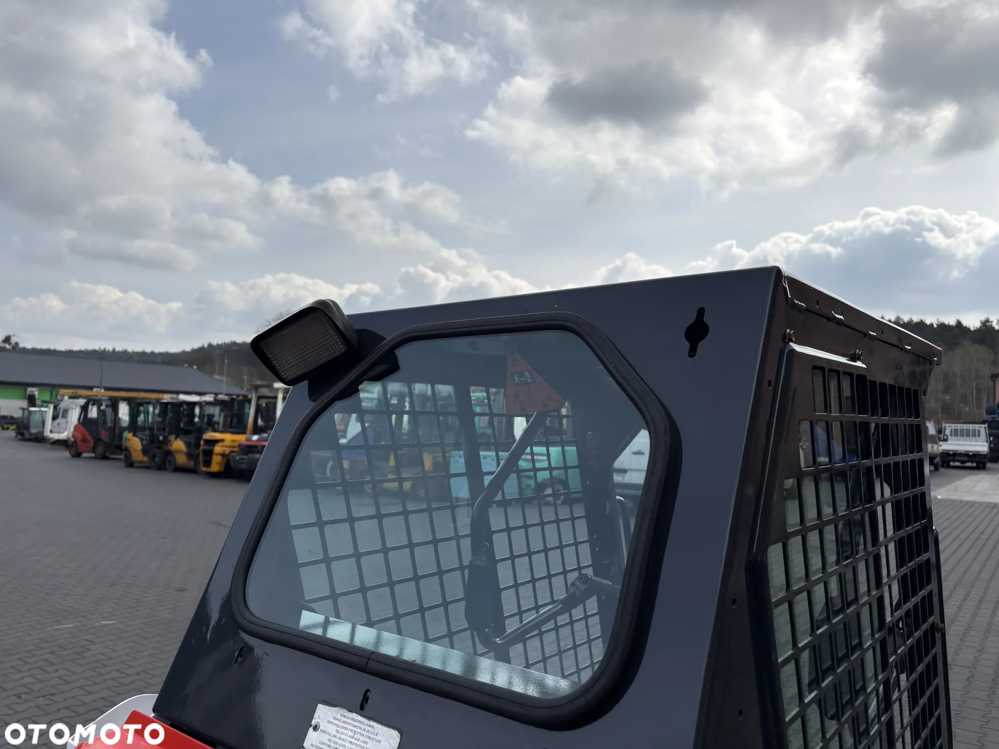 Bobcat 453 - 17