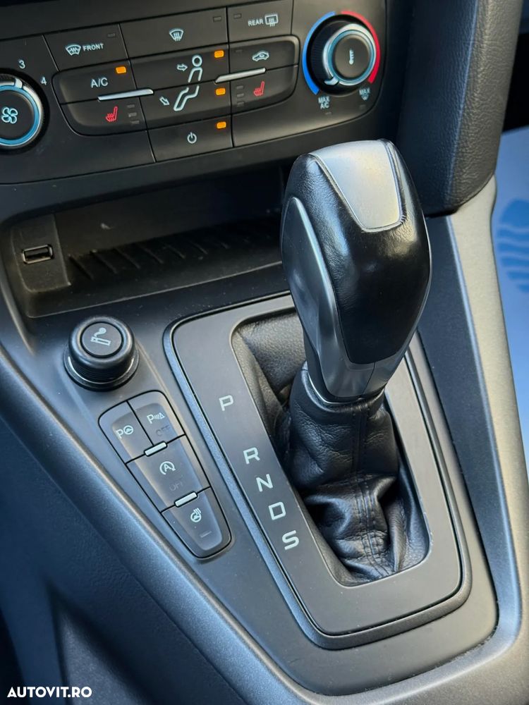 Ford Focus Turnier 1.5 EcoBlue Start-Stopp-System Aut. TITANIUM DESIGN - 18