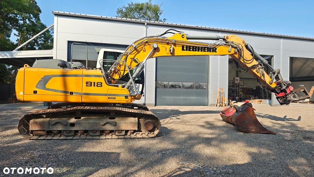 Liebherr - 8