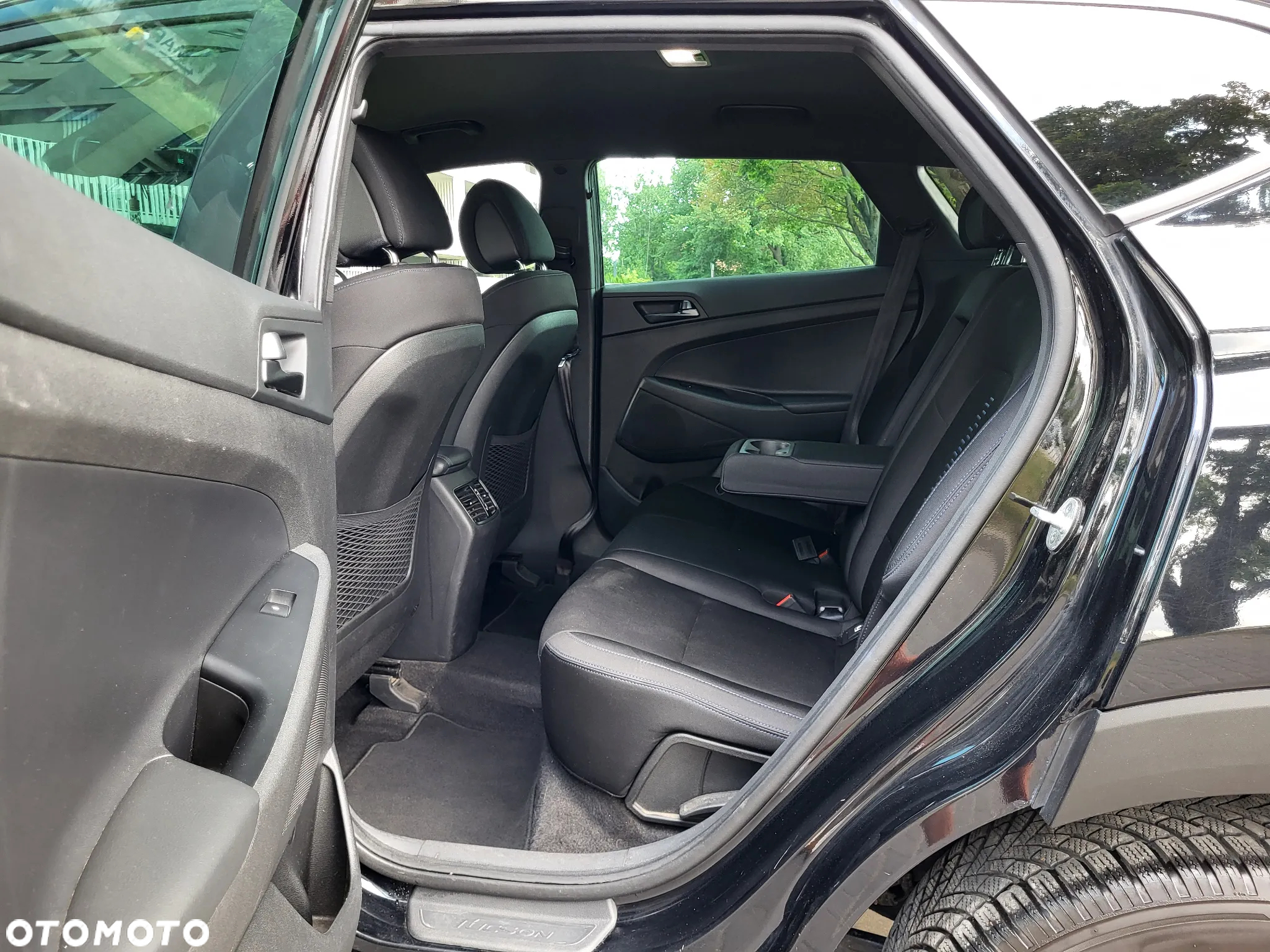 Hyundai Tucson 1.6 GDI BlueDrive GO 2WD - 22