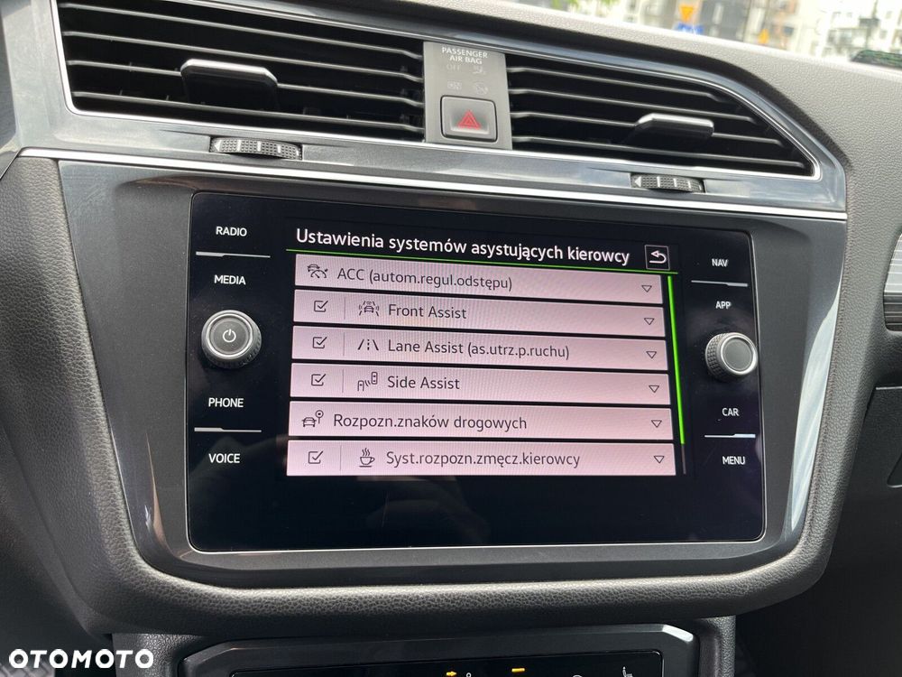 Volkswagen Tiguan - 21