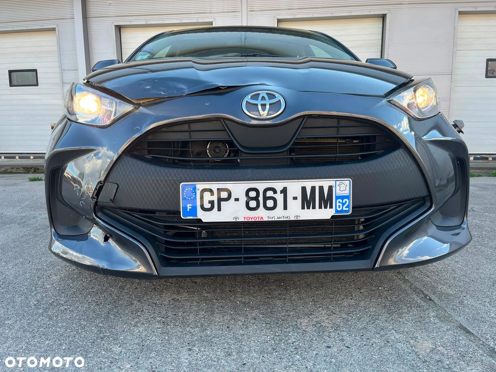Toyota Yaris 1.5 Comfort - 21