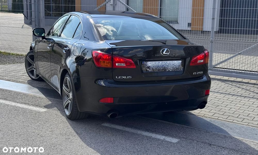 Lexus IS 250 Luxury Line - 34