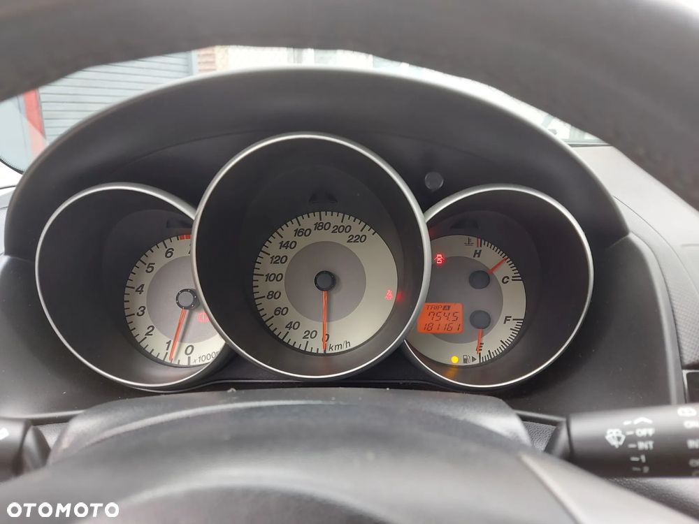 Mazda 3 1.6 Sport Active - 30