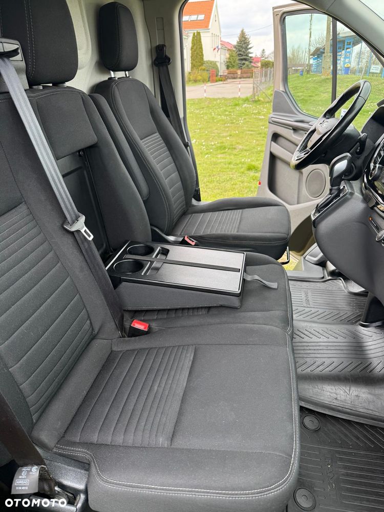 Ford TRANSIT CUSTOM - 11