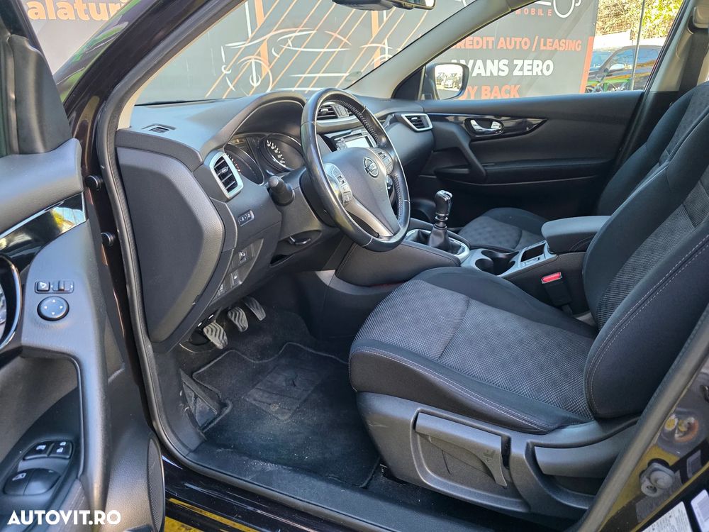 Nissan Qashqai 1.2 DIG-T ACENTA - 8