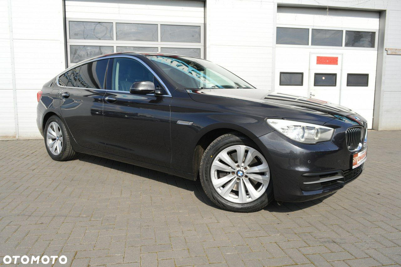BMW 5GT - 7