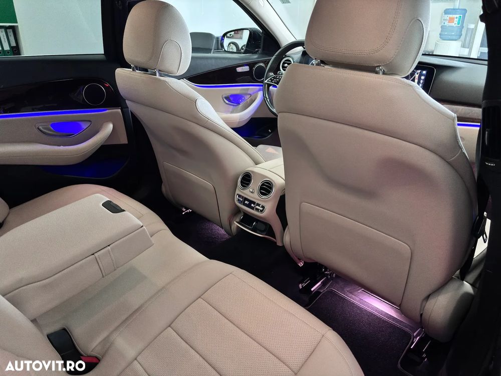 Mercedes-Benz E 300 de 4Matic 9G-TRONIC Avantgarde - 22