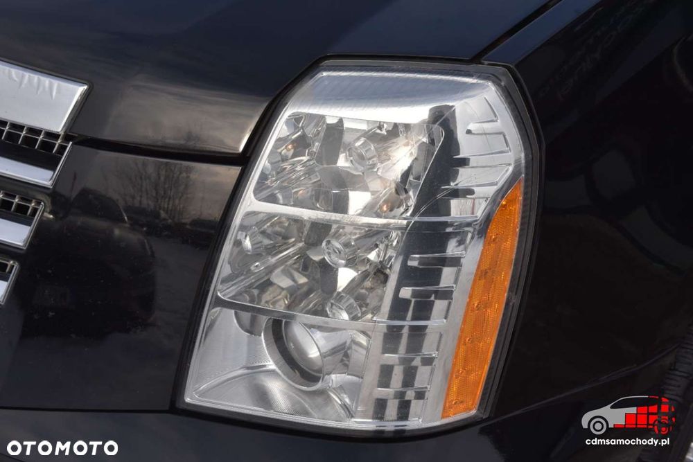 Cadillac Escalade - 12
