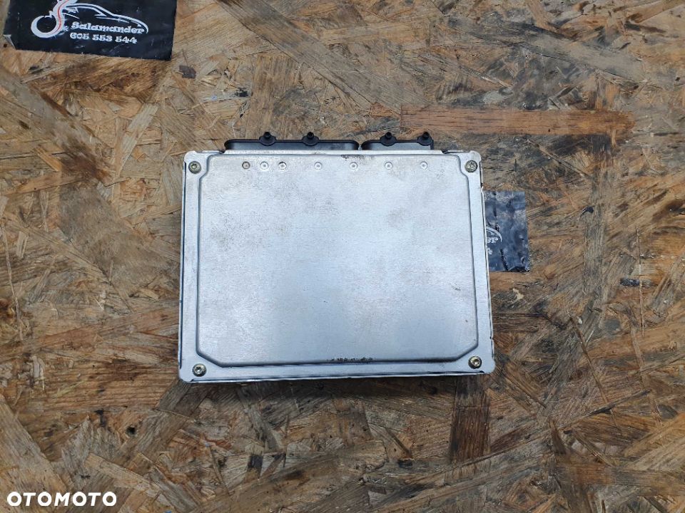 Sterownik 4B0907552A Komputer Modul Silnika 2.4 Benzyna V6 Audi A5 C5 Manual 4B0907552A 0261204688 - 4