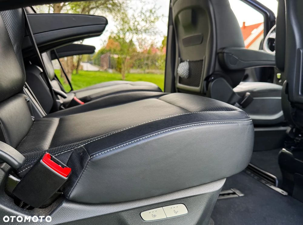 Mercedes-Benz Klasa V 250 (BlueTEC) d extralang 4Matic 7G-TRONIC Avantgarde - 8