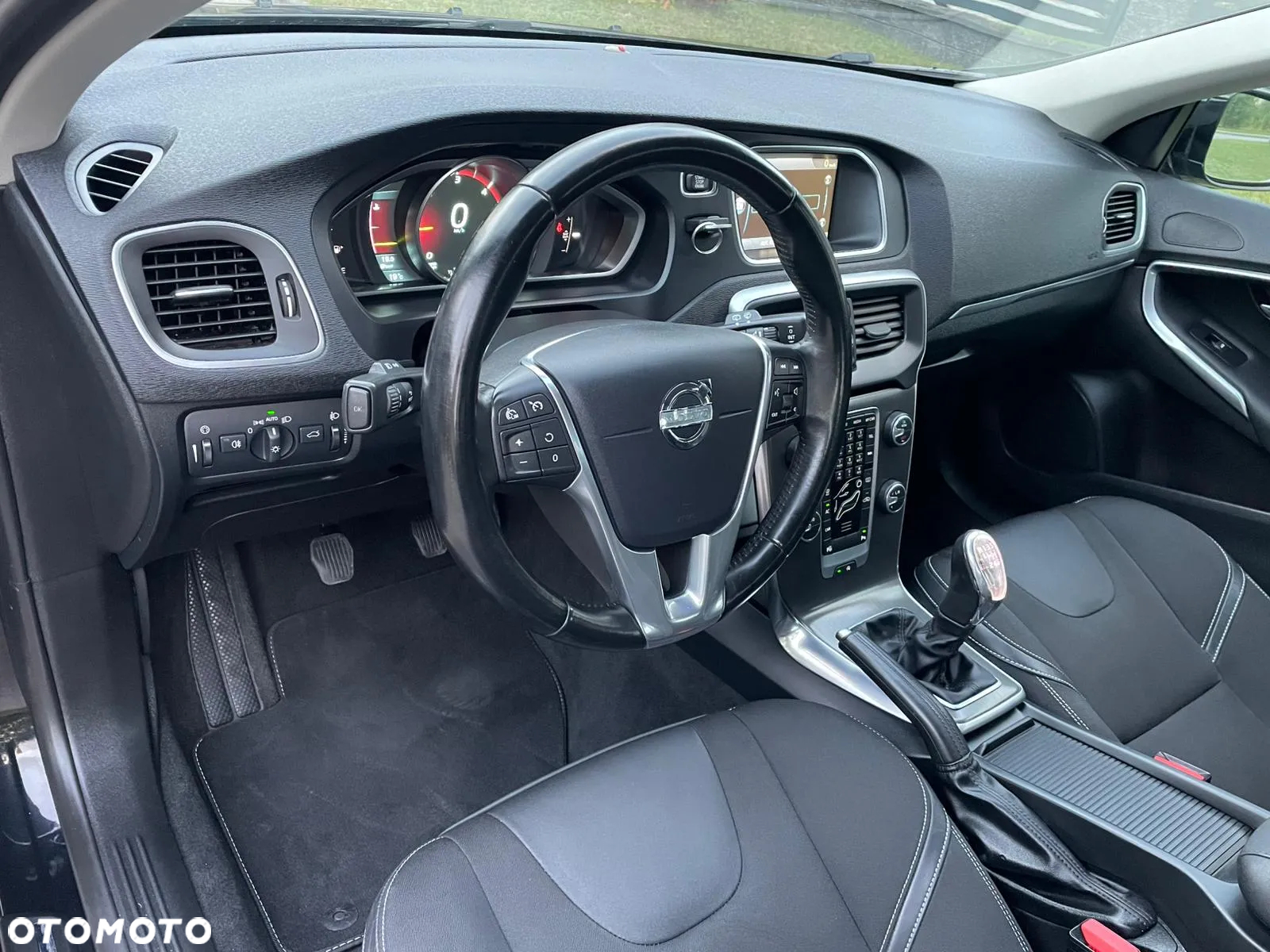 Volvo V40 D2 Summum - 17