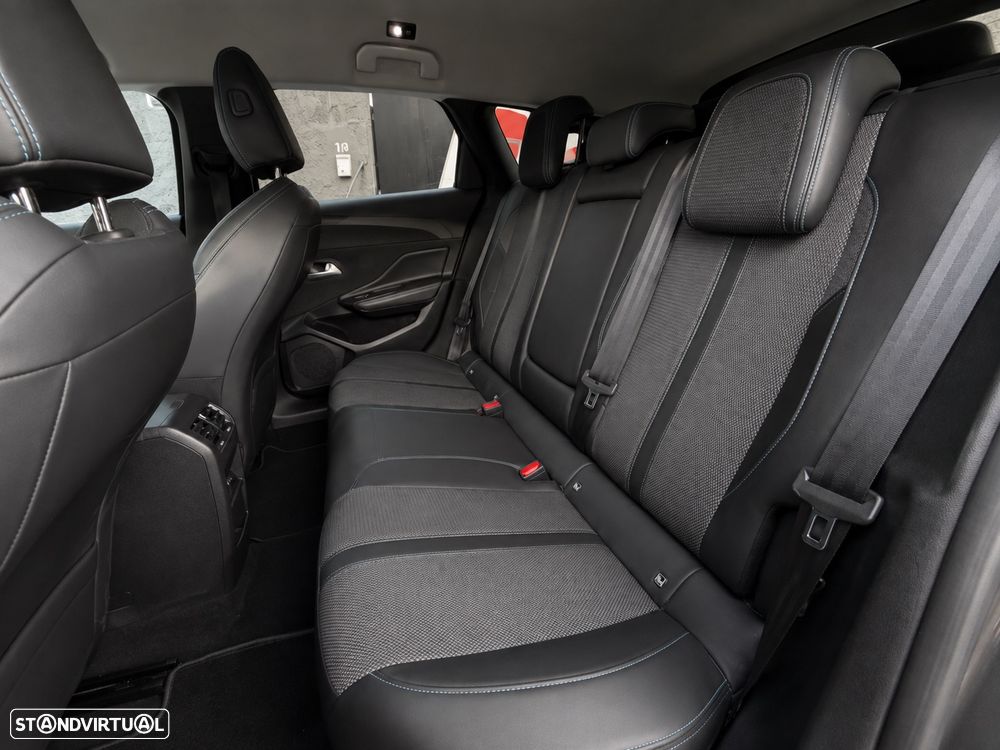 Peugeot 308 1.5 BlueHDi Allure EAT8 - 9