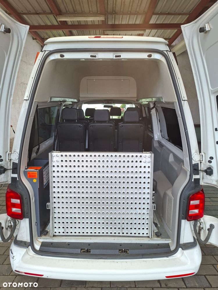 Volkswagen Caravelle 2.0 TDI L2 Comfortline - 10