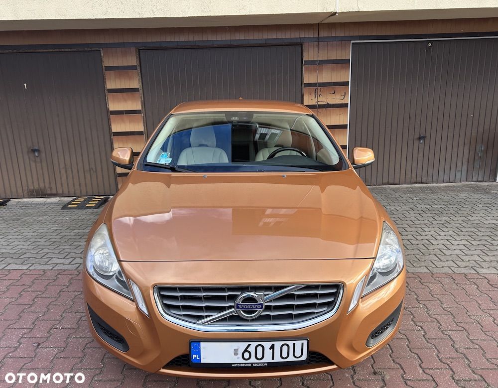 Volvo S60 - 4