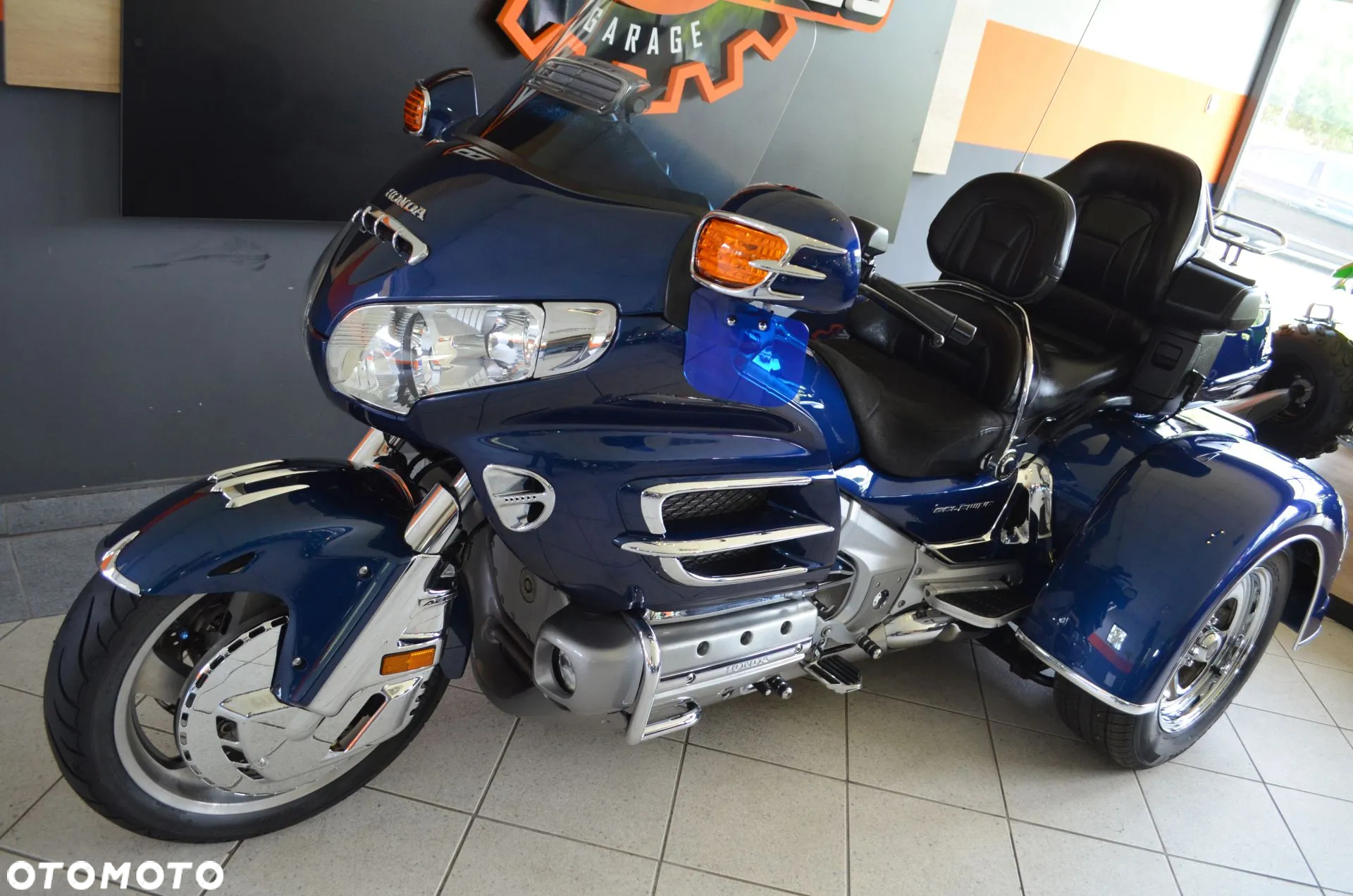 Honda GL - 16