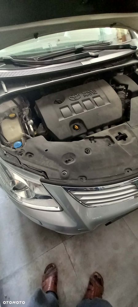 Toyota Avensis 1.8 Luna - 15