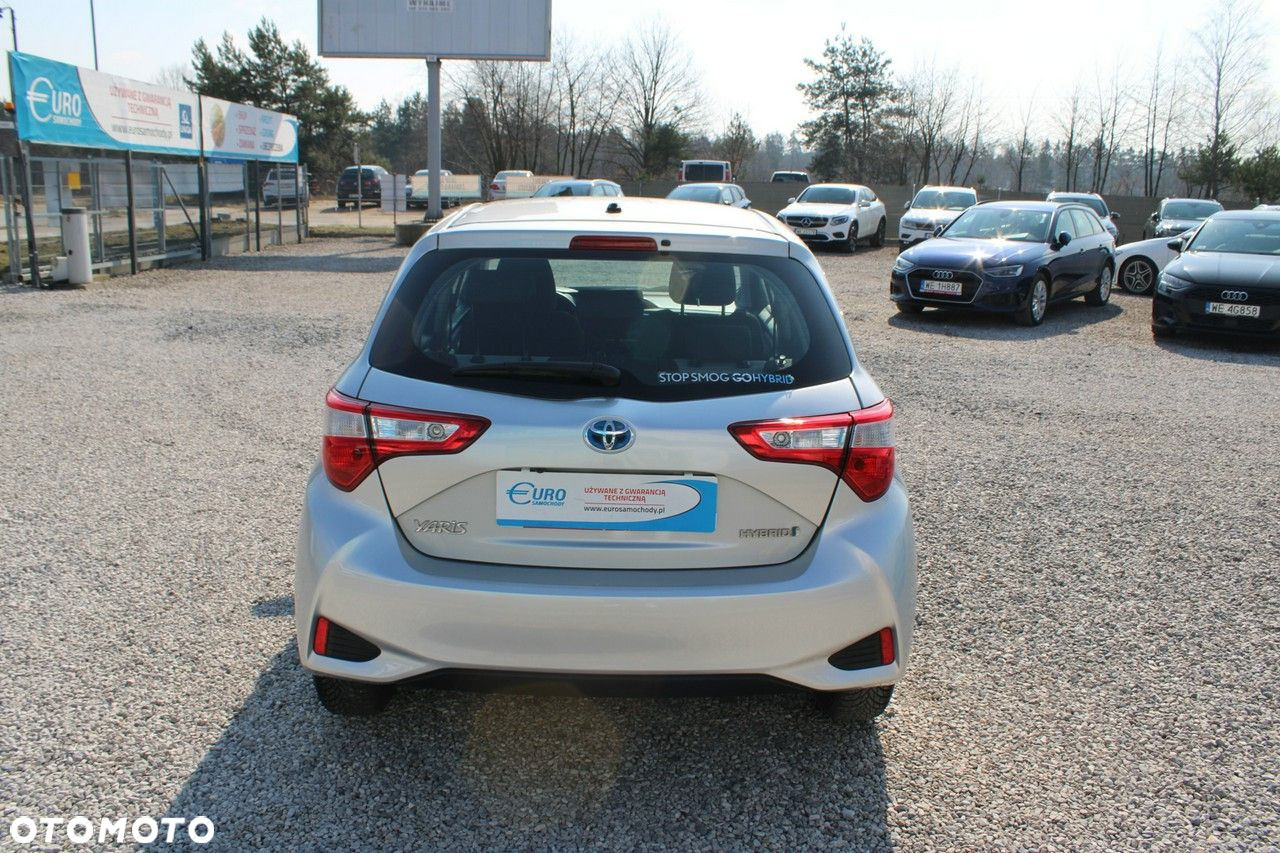 Toyota Yaris - 7