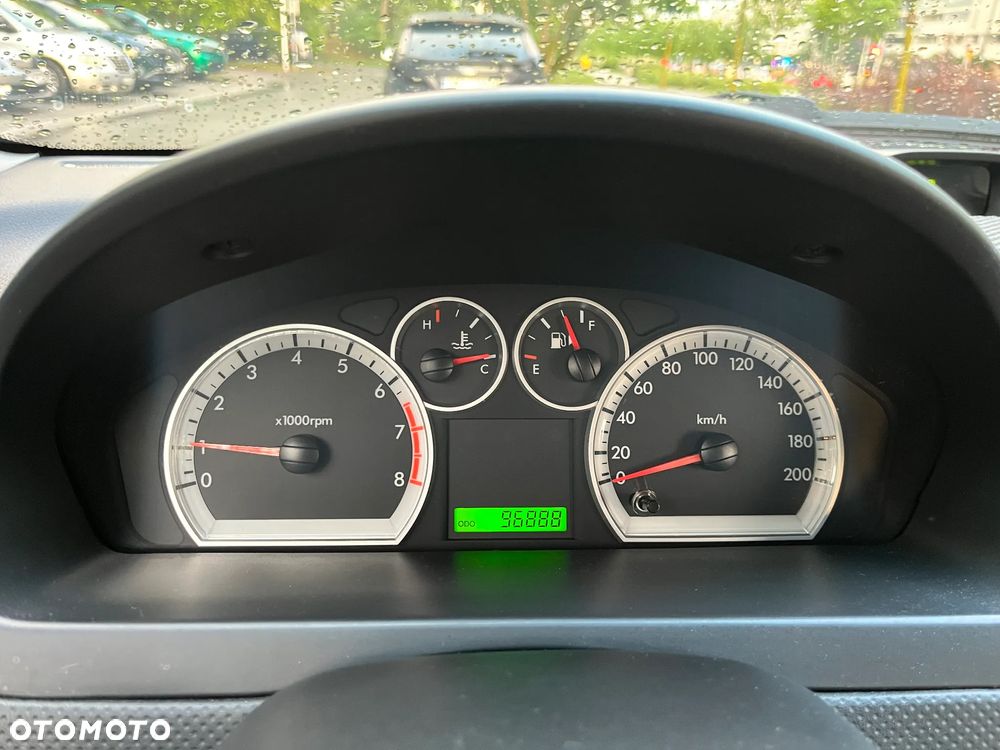 Chevrolet Aveo 1.2 16V Base - 9
