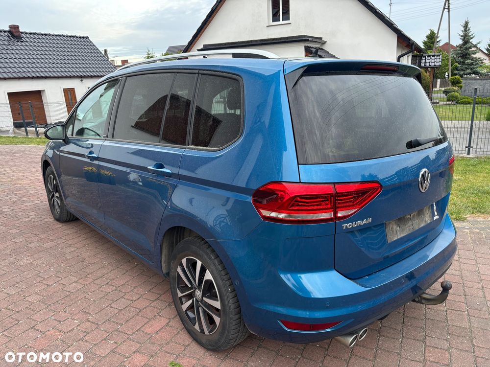 Volkswagen Touran 2.0 TDI SCR DSG IQ.DRIVE - 27