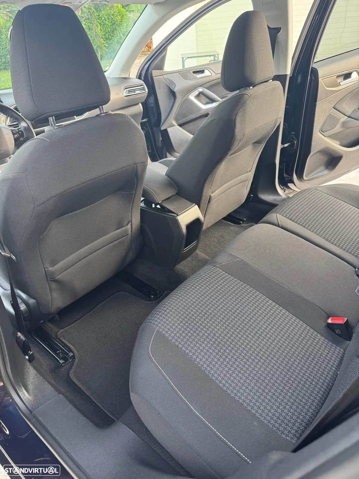 Peugeot 308 SW 1.6 BlueHDi Active - 12