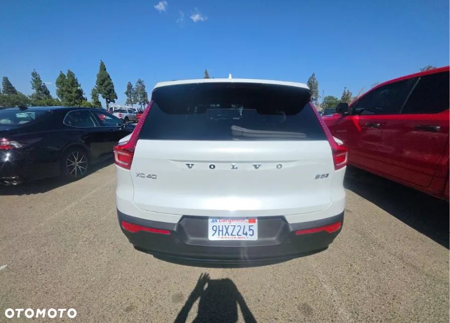 Volvo XC 40 - 6