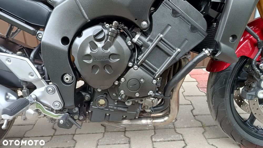 Yamaha FZ - 13